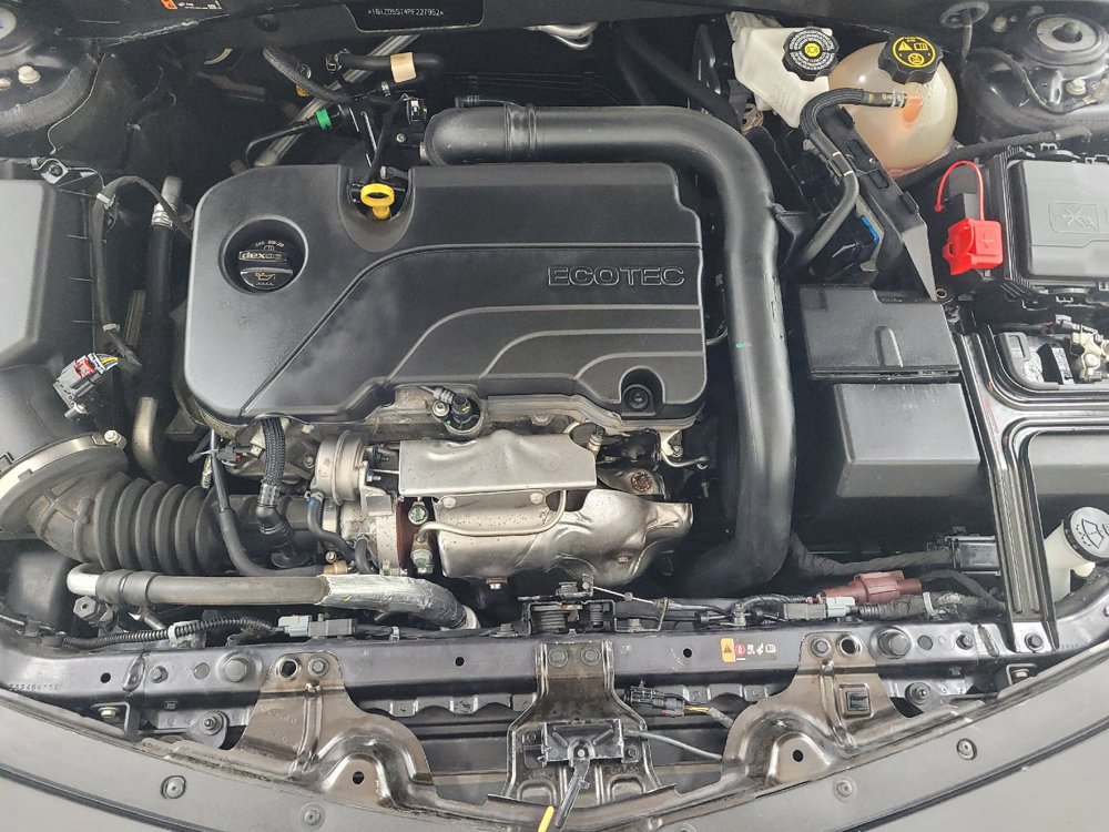 Used 2023 Chevrolet Malibu LT FWD image 30