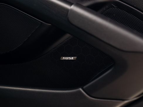 Used 2018 Porsche 718 Cayman RWD image 27