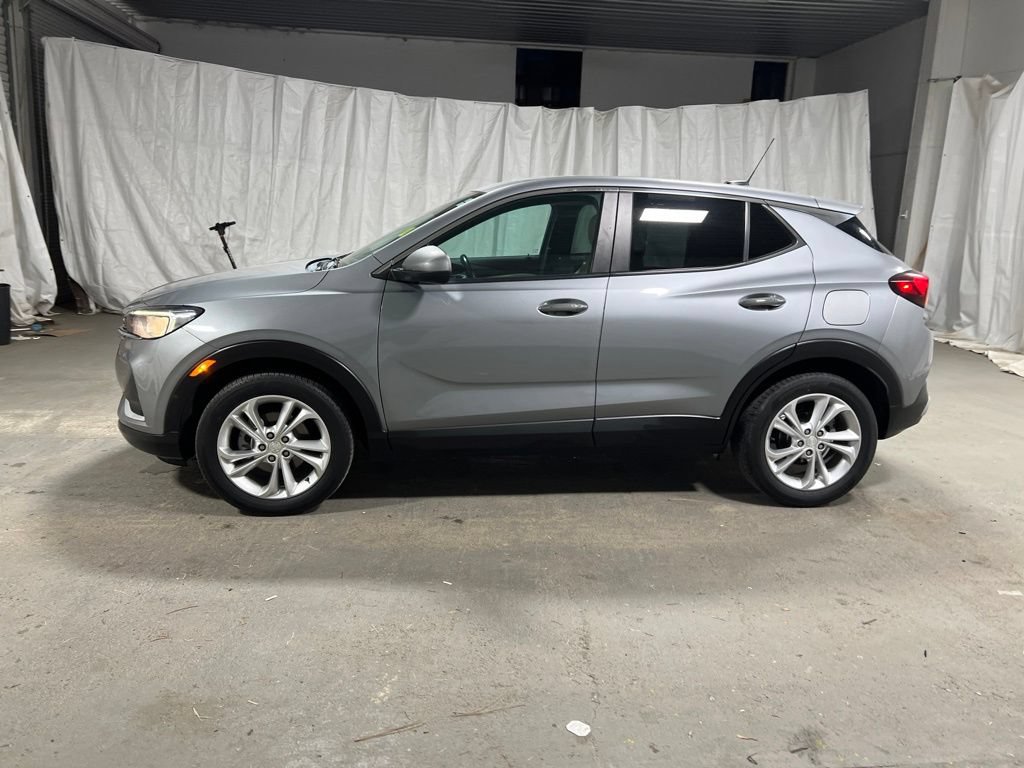 Used 2023 Buick Encore GX Preferred w/ Cold Weather Comfort Package FWD image 4