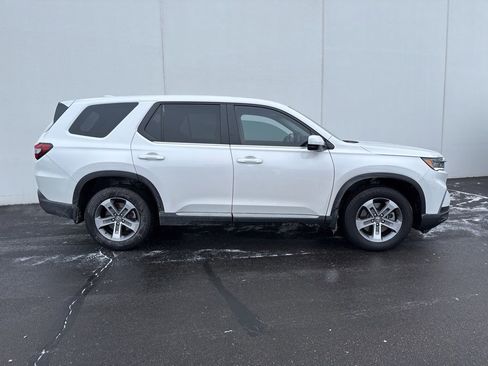 Used 2023 Honda Pilot EX-L image 2