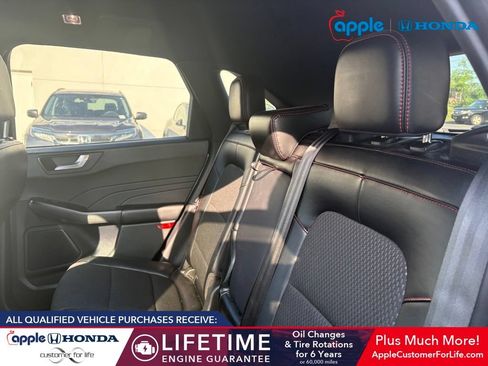 Used 2024 Ford Escape ST-Line Select w/ Tech Pack #1 AWD/4WD image 5