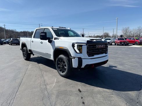 New 2026 GMC Sierra 2500 AT4 image 2