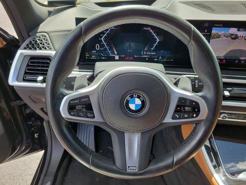 Used 2025 BMW X5 xDrive40i w/ M Sport Package AWD/4WD image 28