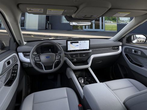 New 2026 Ford Explorer Platinum w/ LUX Leather Package image 10
