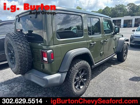 Used 2022 Jeep Wrangler Unlimited Sport AWD/4WD image 6