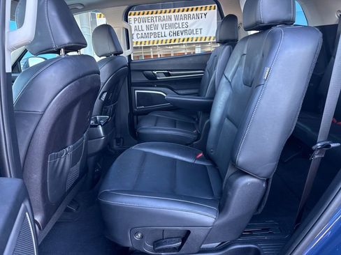 Used 2025 Kia Telluride S image 30