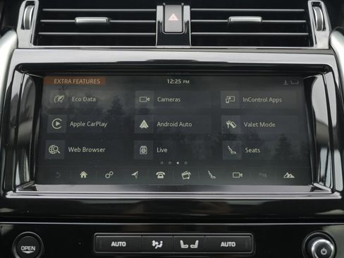 Used 2018 Land Rover Discovery HSE image 58