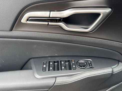 New 2026 Kia Sportage EX image 11