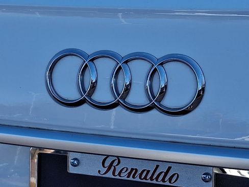 Used 2021 Audi Q5 Premium w/ Convenience Package image 31