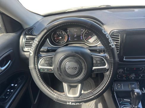 Used 2020 Jeep Compass Limited FWD image 14