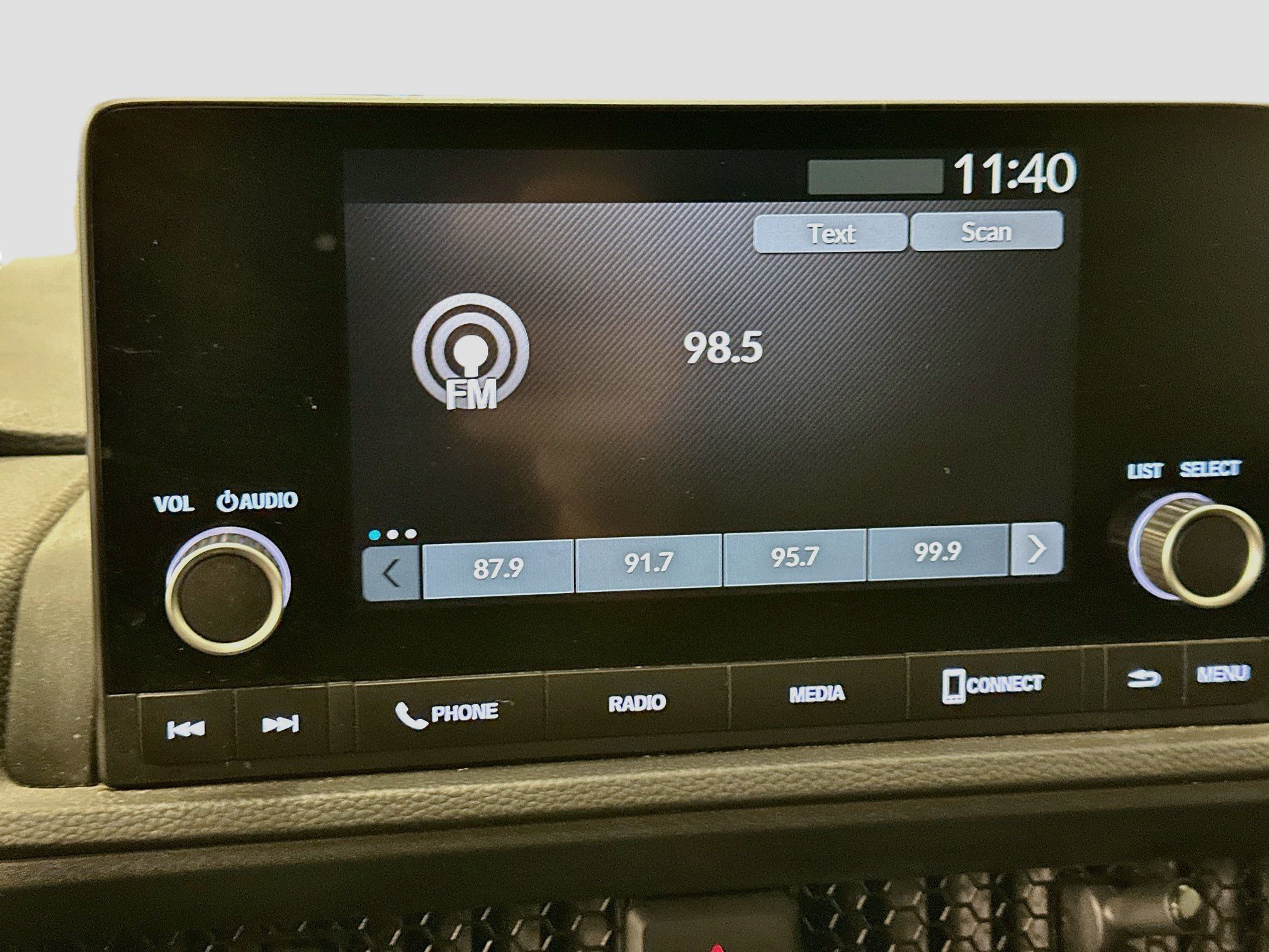 Used 2025 Honda CR-V LX image 21