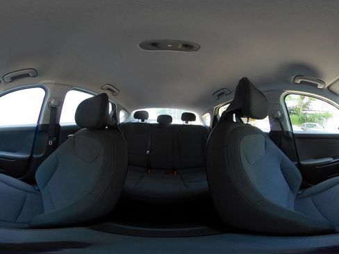 Used 2025 Kia K4 FWD image 37