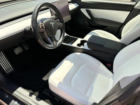 Used 2019 Tesla Model 3 Standard Range RWD image 10