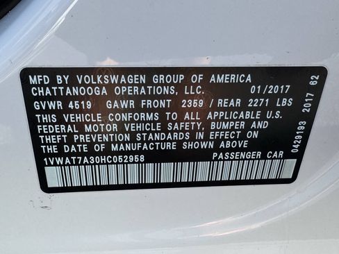 Used 2017 Volkswagen Passat 1.8T S FWD image 21
