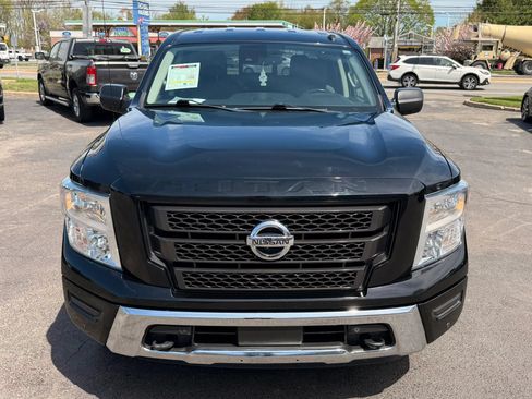 Used 2021 Nissan Titan SV w/ SV Convenience Package AWD/4WD image 7