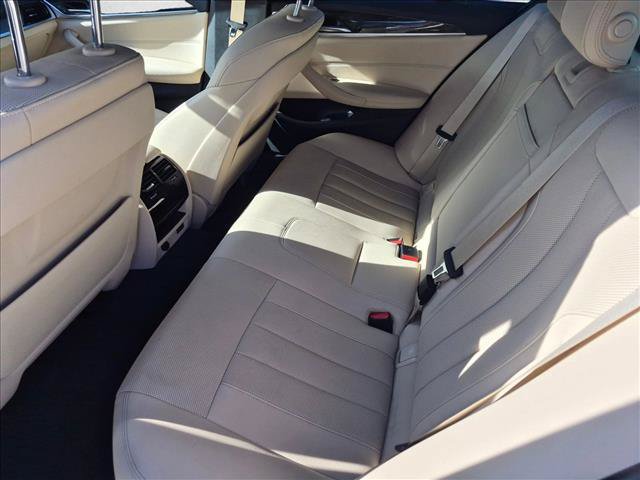 Used 2023 BMW 530i w/ Convenience Package RWD image 20