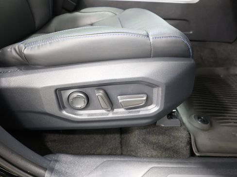 Used 2024 Toyota Tundra Platinum w/ TRD Off-Road Package AWD/4WD image 22