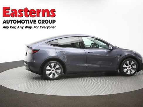 Used 2023 Tesla Model Y Long Range AWD/4WD image 40