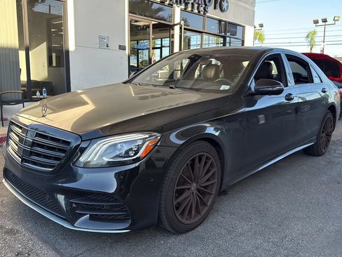 Used 2018 Mercedes-Benz S 450 Sedan image 2