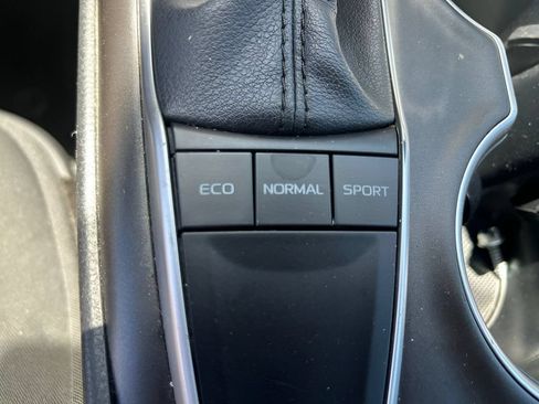 Used 2024 Toyota Camry LE FWD image 25