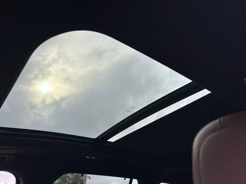 Used 2025 Lincoln Aviator Reserve w/ Equipment Group 201A image 14