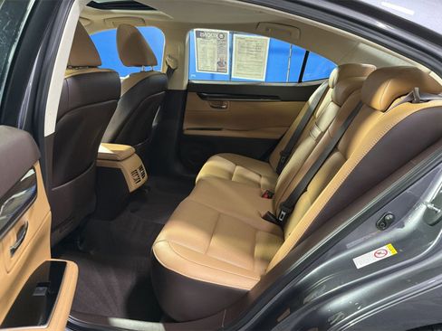 Used 2016 Lexus ES 350 w/ Navigation System Package FWD image 30