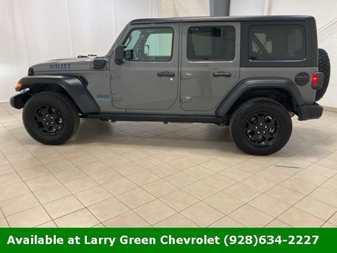 Used 2023 Jeep Wrangler Unlimited image 2