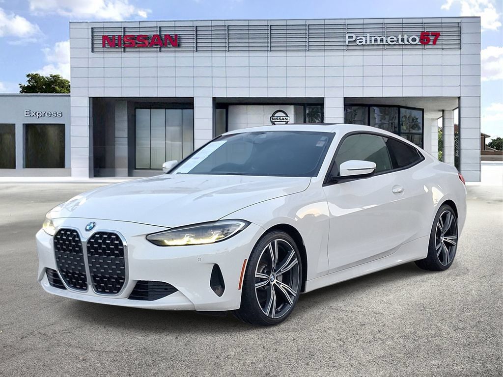 Used 2021 BMW 430i Coupe w/ Convenience Package RWD image 3