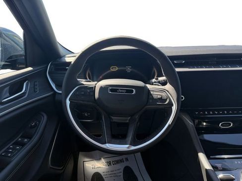 New 2026 Jeep Grand Cherokee Limited w/ Limited Altitude Package image 12