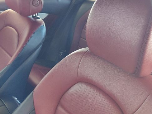 Used 2023 Mercedes-Benz GLC 300 4MATIC Coupe image 16