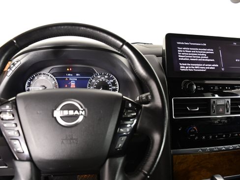 Used 2022 Nissan Armada SL w/ Captain's Chairs Package AWD/4WD image 17