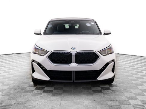 New 2026 BMW X2 xDrive28i w/ Technology Package AWD/4WD image 9