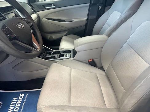 Used 2017 Hyundai Tucson SE AWD/4WD image 13