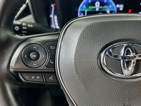 Used 2026 Toyota Corolla SE FWD image 18