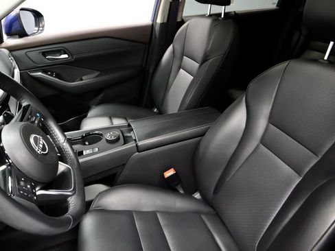 Certified 2023 Nissan Rogue SV w/ SV Premium B Package AWD/4WD image 24