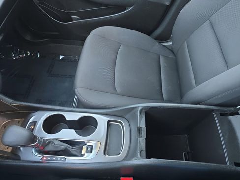 Used 2024 Chevrolet Malibu LS image 24