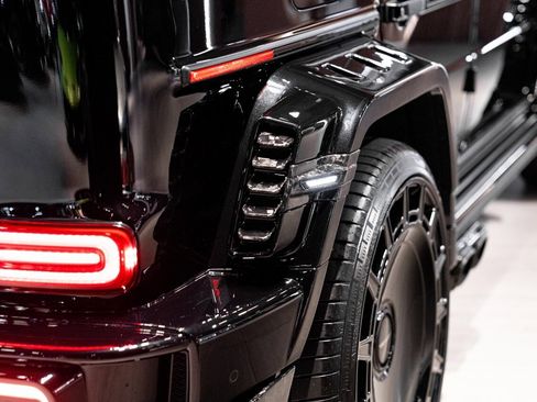 Used 2025 Mercedes-Benz G 63 AMG 4MATIC image 16