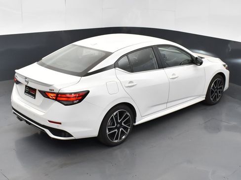 New 2025 Nissan Sentra SR image 44