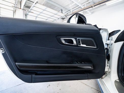 Used 2020 Mercedes-Benz AMG GT Coupe image 33