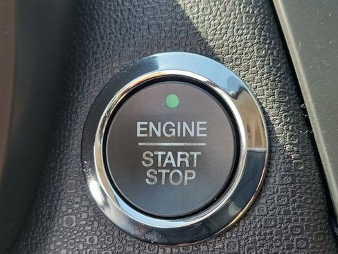 Used 2021 Ford EcoSport SE image 30