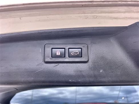 Used 2022 Subaru Outback Limited XT image 34