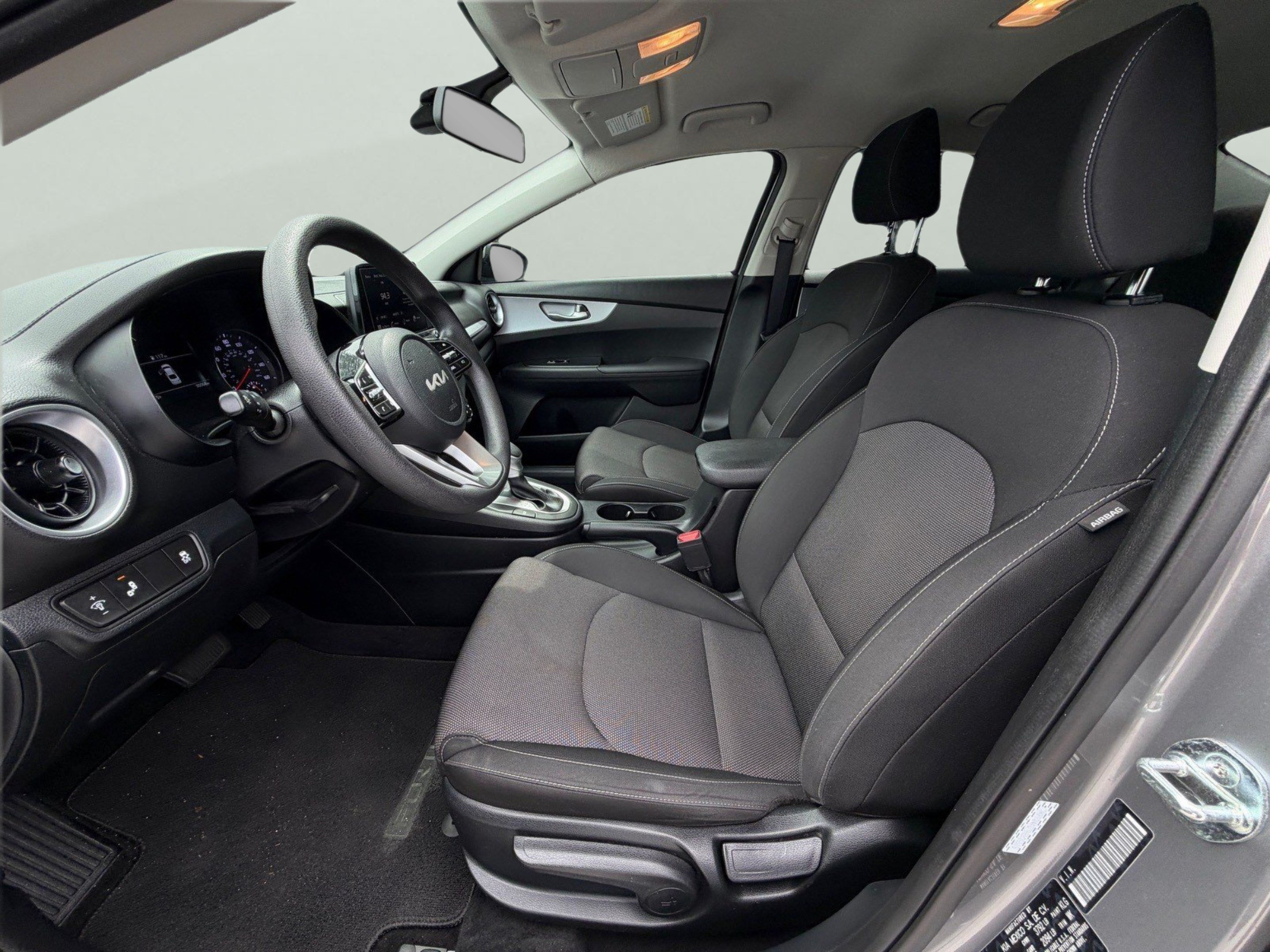 Certified 2024 Kia Forte LXS w/ LXS Technology Package FWD image 23