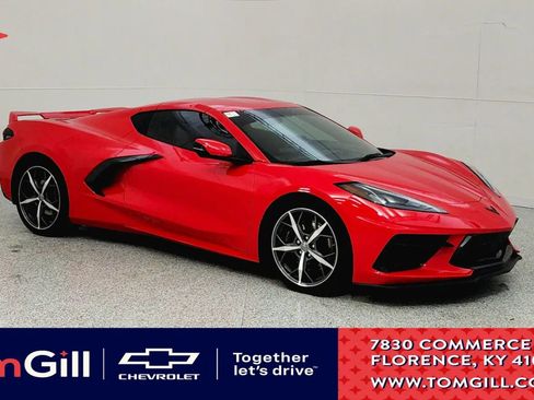 Used 2022 Chevrolet Corvette Stingray Premium Cpe w/ Z51 Performance Package image 1