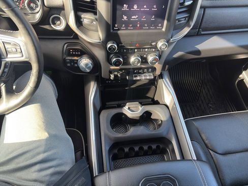 Used 2019 RAM 1500 Laramie image 33