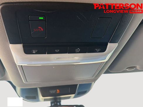 Used 2025 Nissan Rogue SL FWD image 13