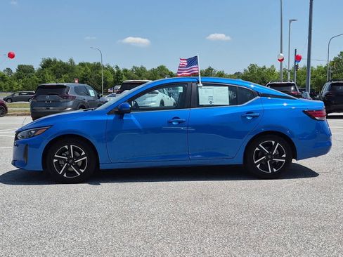 Used 2025 Nissan Sentra SV FWD image 5