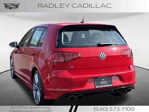 Used 2017 Volkswagen Golf 4-Door image 18
