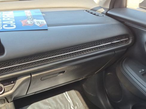 Used 2025 Honda HR-V EX-L image 32