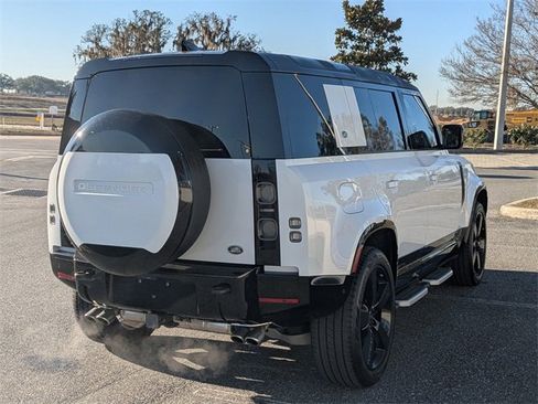 Used 2023 Land Rover Defender 110 V8 image 5