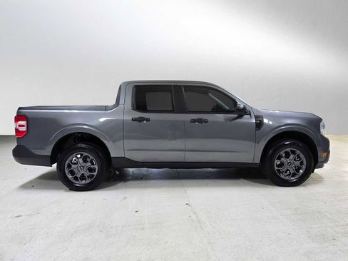 Used 2023 Ford Maverick XL image 2